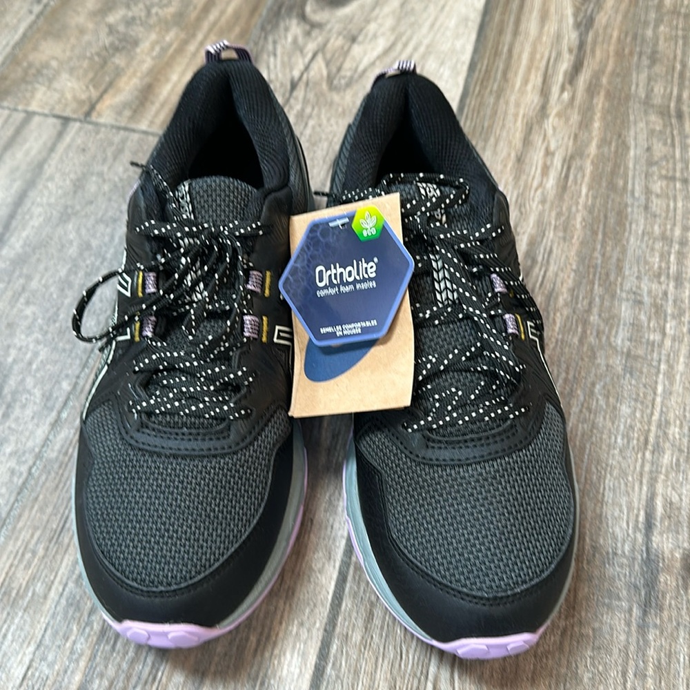 ASICS Gel-Venture Women’s Running Shoes – Size 8.5 – Brand New with Tags